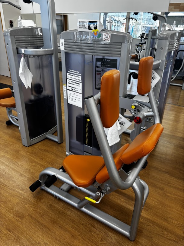 ロコモK.O 山口小郡店の筋力トレーニングマシン